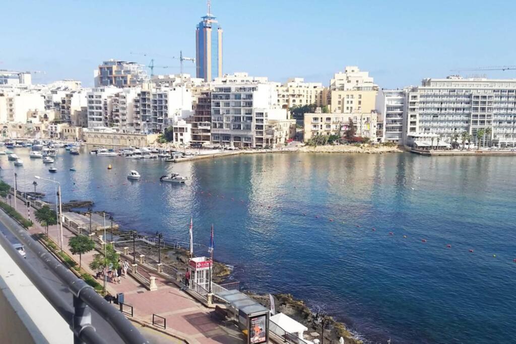 St Julians' Sea Front, Spectacular View, Apartment San Ġiljan Exterior foto