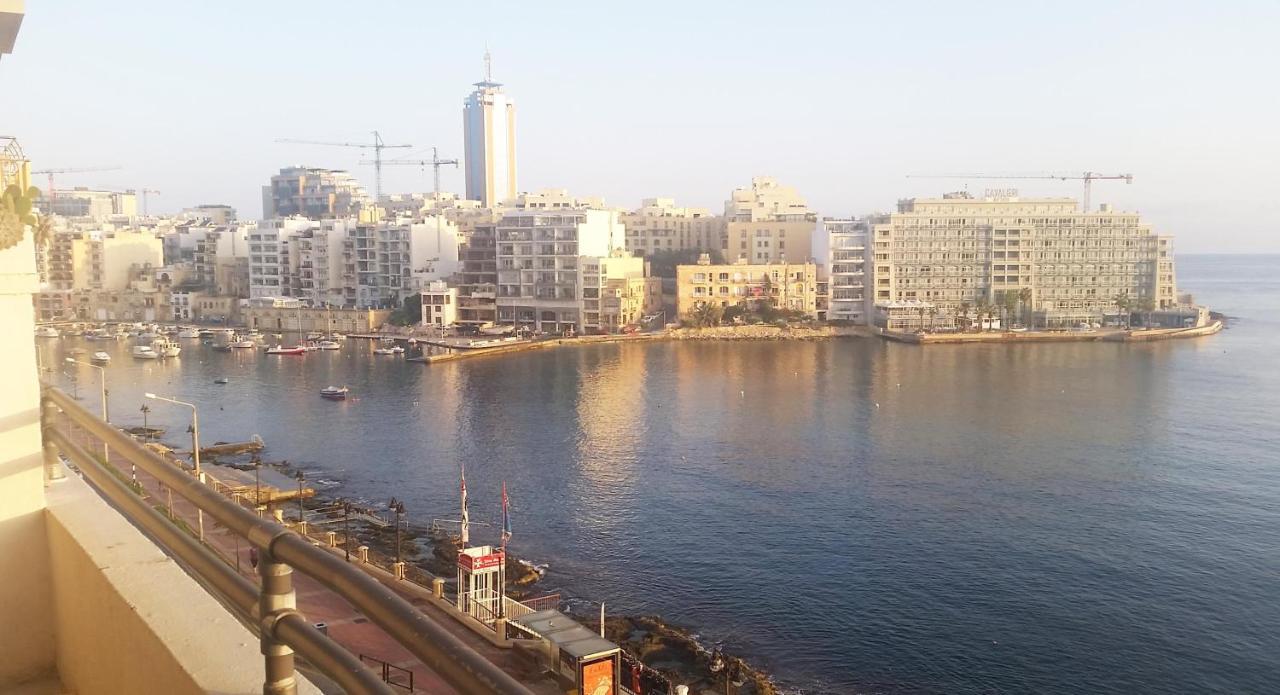 St Julians' Sea Front, Spectacular View, Apartment San Ġiljan Exterior foto
