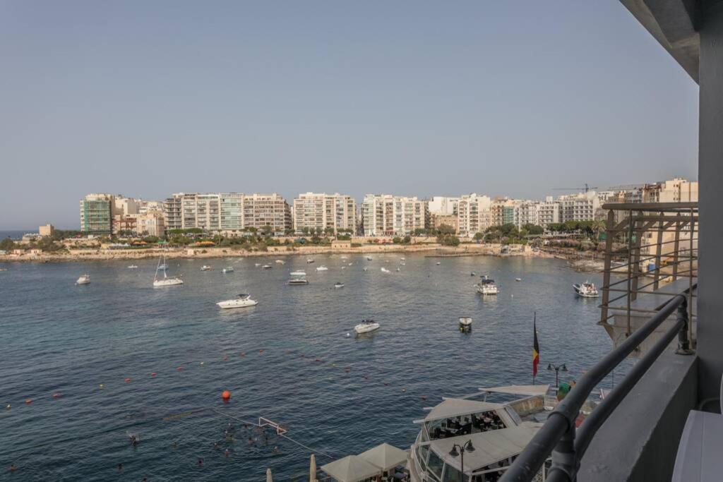 St Julians' Sea Front, Spectacular View, Apartment San Ġiljan Exterior foto