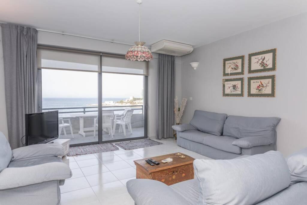 St Julians' Sea Front, Spectacular View, Apartment San Ġiljan Exterior foto